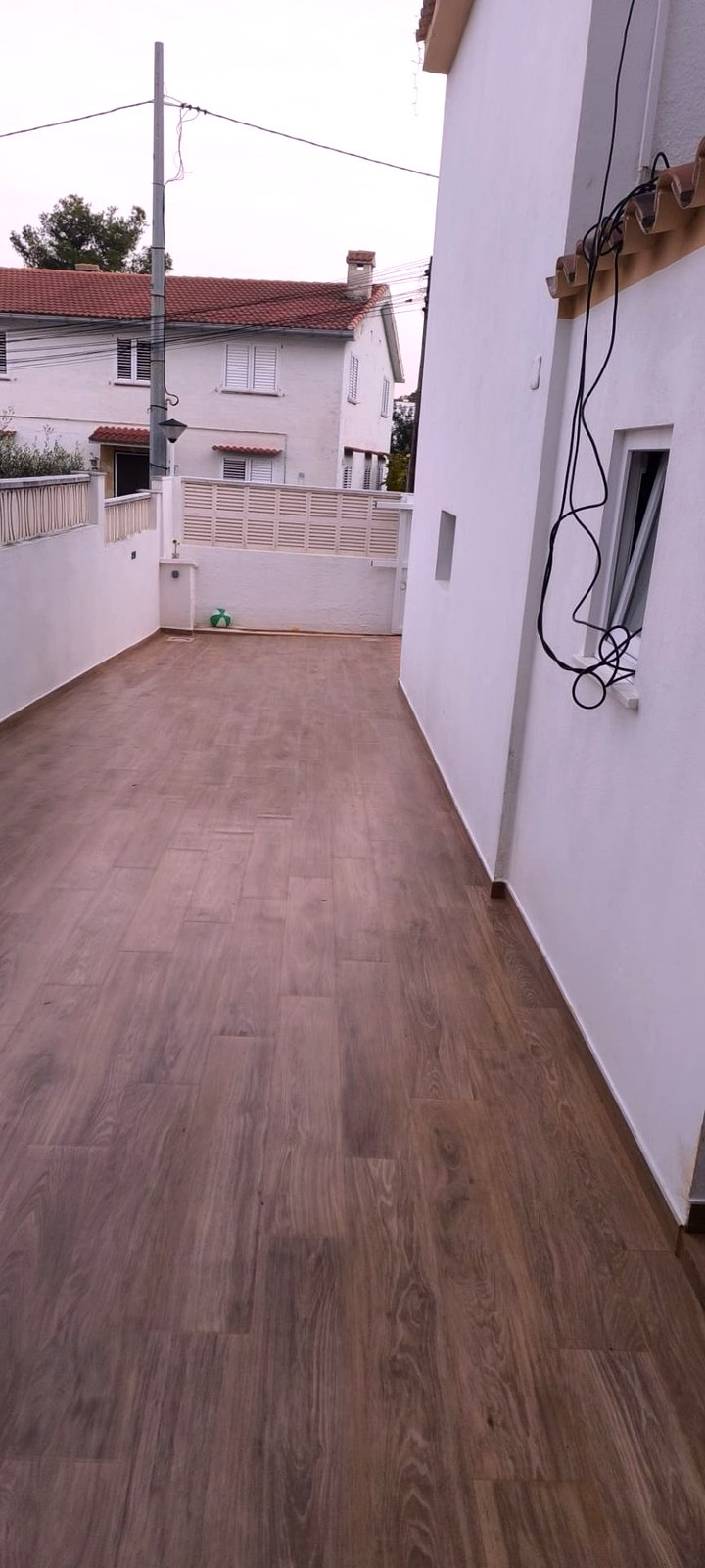 Pavimento exterior tipo madera